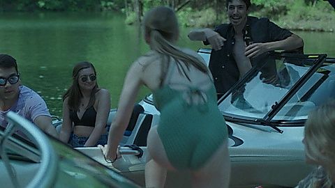Pic: Madison Thompson in Ozark (2017)