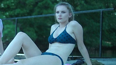 Pic: Madison Thompson in Ozark (2017)