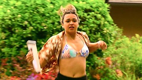Pic: Madison Bailey in Outer Banks (2020)