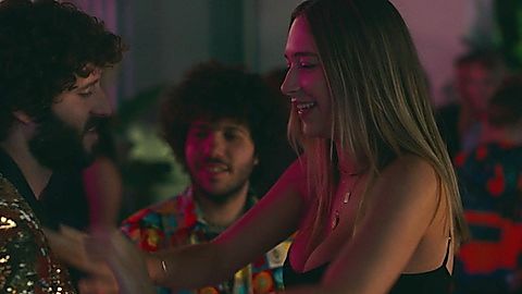 Pic: Elsie Hewitt in Dave (2020)
