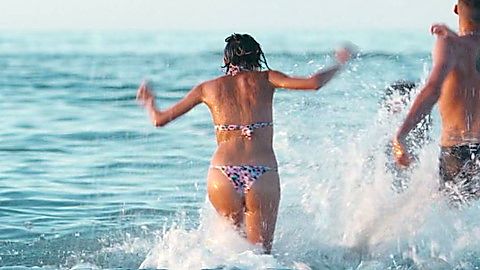 Pic: Amanda Campana in Summertime (2020)