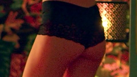 Pic: Silma López in Valeria (2020)