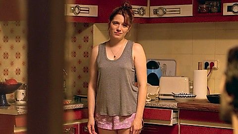 Pic: Diana Gómez in Valeria (2020)