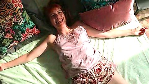 Pic: Diana Gómez in Valeria (2020)
