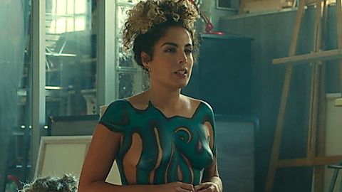 Pic: Raquel Ventosa in Valeria (2020)
