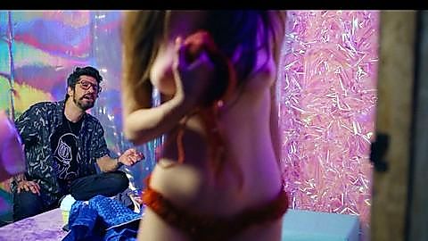 Pic: Brunna Martins in Hard (2020)