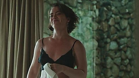Pic: Natália Lage in Hard (2020)