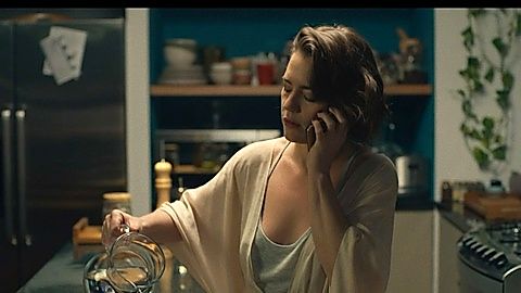 Pic: Natália Lage in Hard (2020)