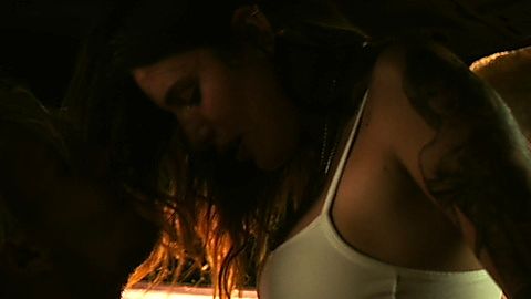 Pic: Bella Thorne in Infamous (2020)