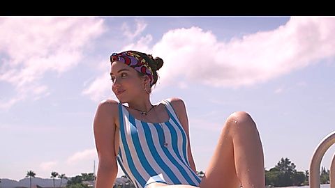 Pic: Adelaide Kane in The Swing of Things (2020)
