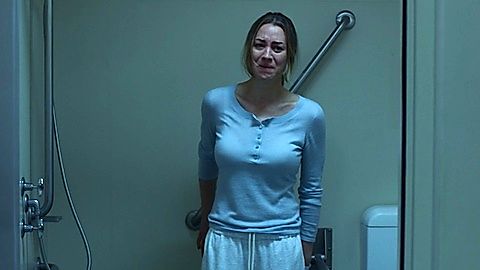 Pic: Yvonne Strahovski in Stateless (2020)
