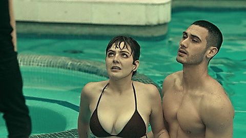 Pic: Regina Pavón in Dark Desire (2020)