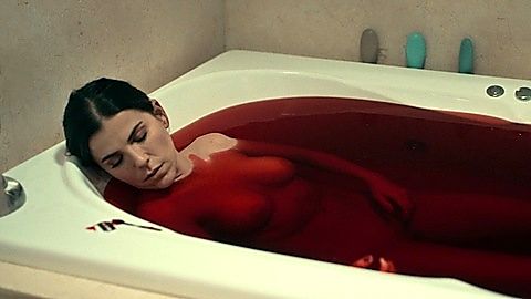 Pic: María Fernanda Yépes in Dark Desire (2020)