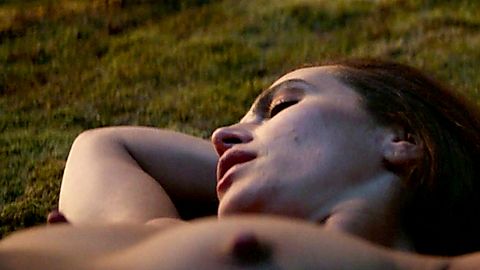Pic: Jessica Brown Findlay in Brave New World (2020)