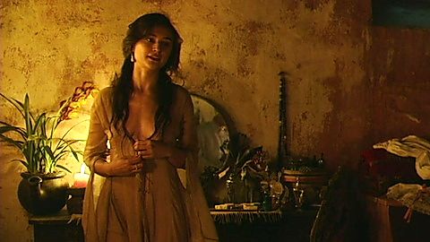 Pic: Isabella Nefar in Waiting for the Barbarians (2020)