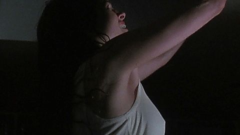 Pic: Julia Roberts in Sleeping with the Enemy (1991)