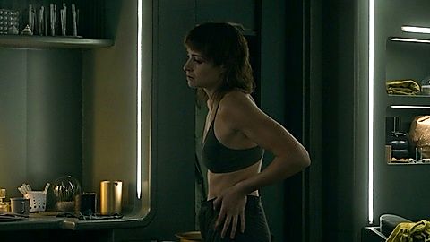 Pic: Niamh Algar in Raised by Wolves (2020)