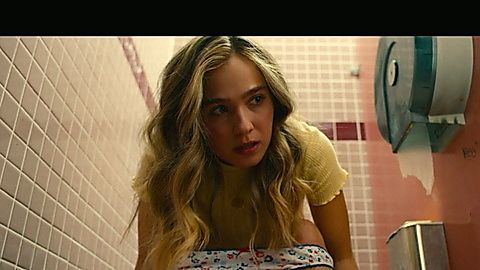 Pic: Haley Lu Richardson in Unpregnant (2020)