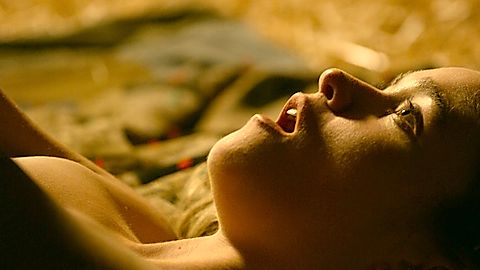 Pic: Alice Englert in Ratched (2020)