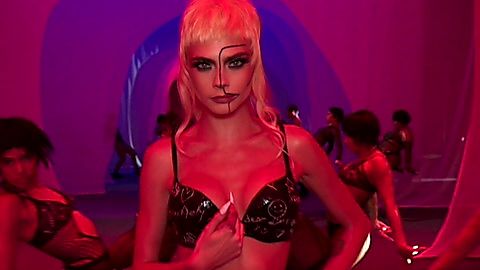 Pic: Cara Delevingne in Savage X Fenty Show (2019)