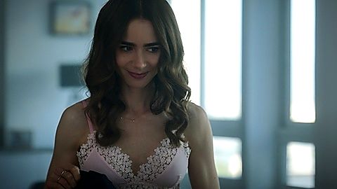 Pic: Lily Collins in Emily in Paris (2020)