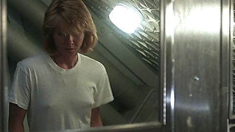 Pic: Nancy Everhard in DeepStar Six (1989)
