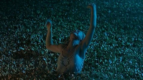 Pic: Lily James in Rebecca (2020)
