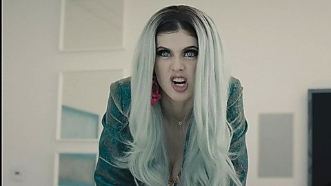 Pic: Alexandra Daddario in Lost Transmissions (2020)