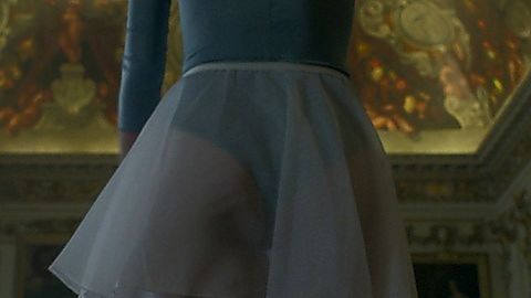 Pic: Emma Corrin in The Crown (2016)