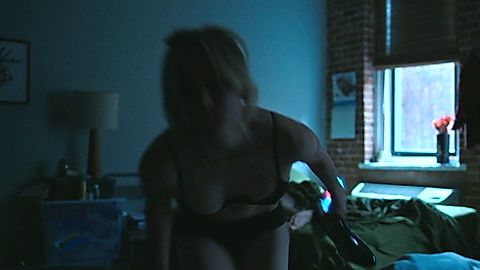 Pic: Kaley Cuoco in The Flight Attendant (2020)