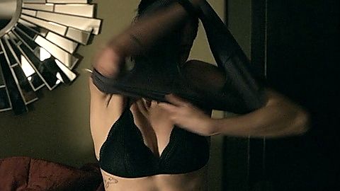 Pic: Lina Esco in S.W.A.T. (2017)