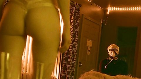 Pic: Alexandra Daddario in Songbird (2020)