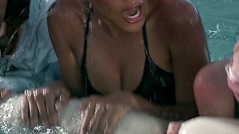 Pic: Reign Edwards in The Wilds (2020)