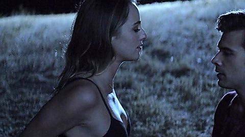Pic: Lauren Swickard in A California Christmas (2020)