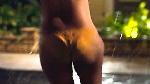 Pic: Busi Lurayi in How To Ruin Christmas (2020)