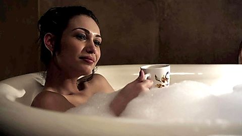 Pic: Paloma Guzmán in Troubled Waters (2020)