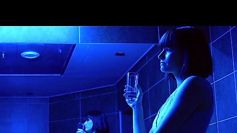 Pic: Lihi Kornowski in Losing Alice (2020)