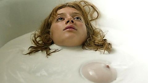 Pic: Nadia Tereszkiewicz in Possessions (2020)
