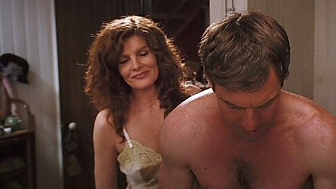 Pic: Rene Russo in Yours, Mine & Ours (2005)