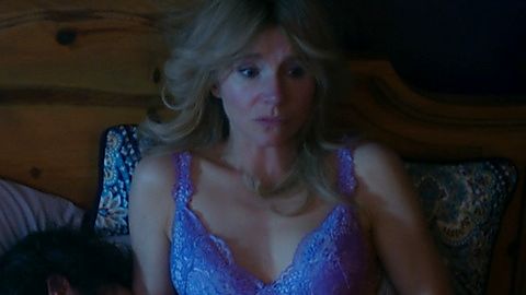 Pic: Sarah Chalke in Firefly Lane (2021)