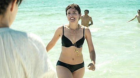 Pic: Verónica Echegui in 3 Caminos (2021)