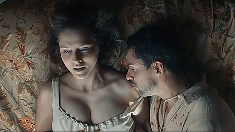 Pic: Teresa Palmer in A Discovery of Witches (2018)