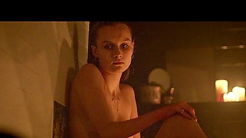 Pic: Olivia DeJonge in Undertow (2020)
