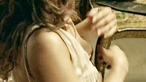 Pic: Mia Tomlinson in The Lost Pirate Kingdom (2021)