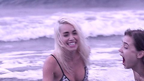 Pic: Lali Espósito in Sky Rojo (2021)