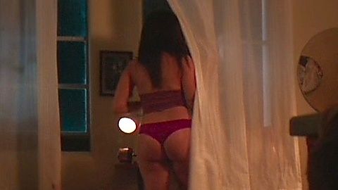 Pic: Paulina Gaitán in Souvenir (2021)