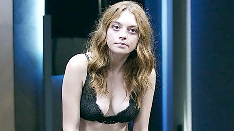 Pic: Melis Sezen in Fatma (2021)