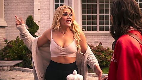 Pic: Busy Philipps in Girls5eva (2021)