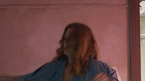 Pic: Amy Adams in The Woman in the Window (2021)