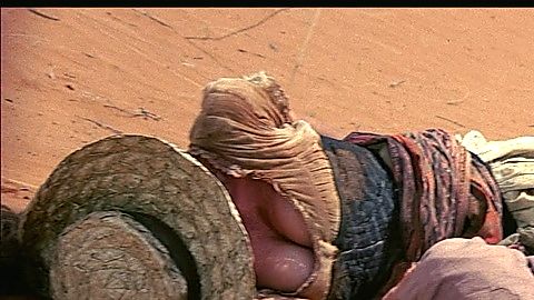 Pic: Laura San Giacomo in Quigley Down Under (1990)